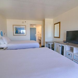 First Floor Queen Room